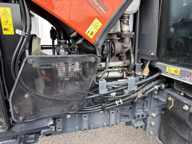 kubota-m110gx-image-25
