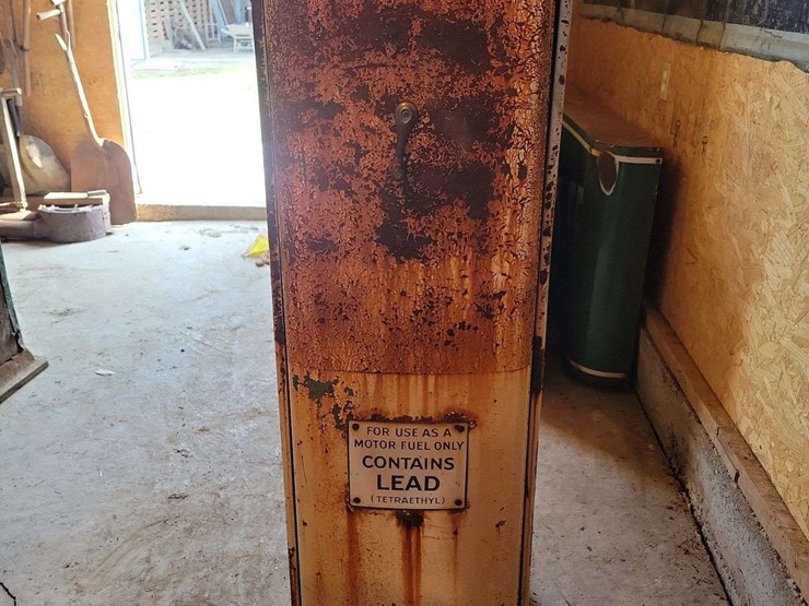 gas-pump-image-3