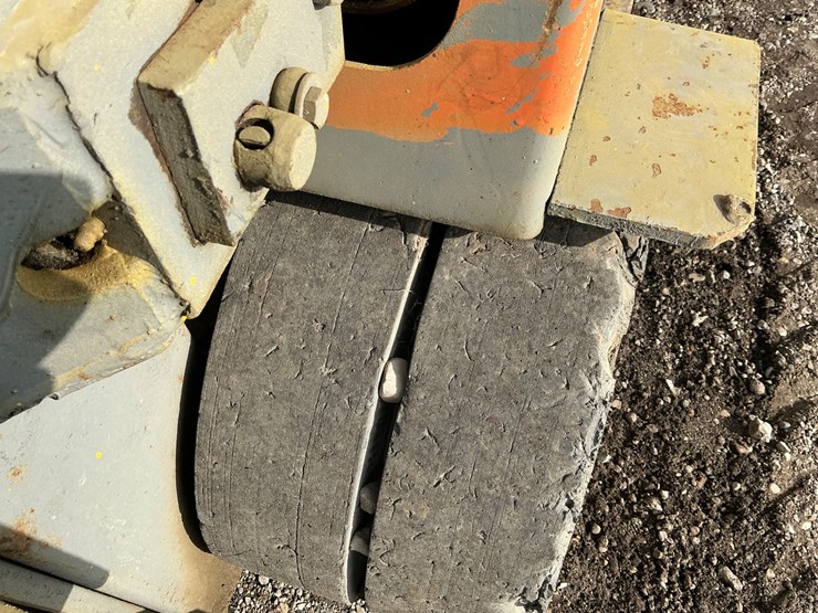 #1350-•-allis-chalmers-acc-120-ps-forklift-image-18
