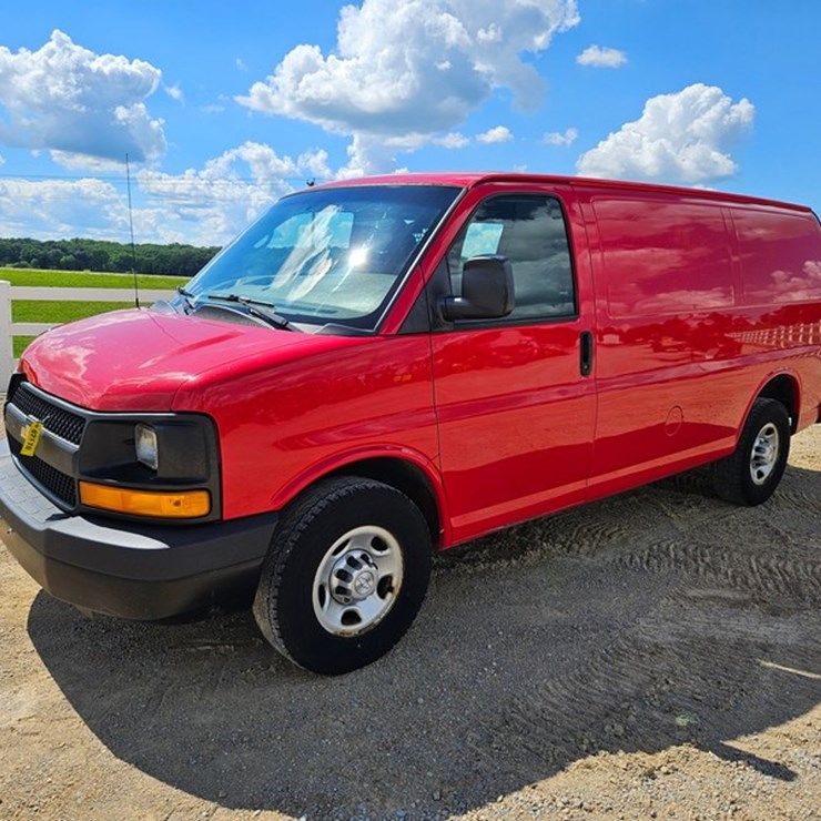 2015 CHEVROLET G20