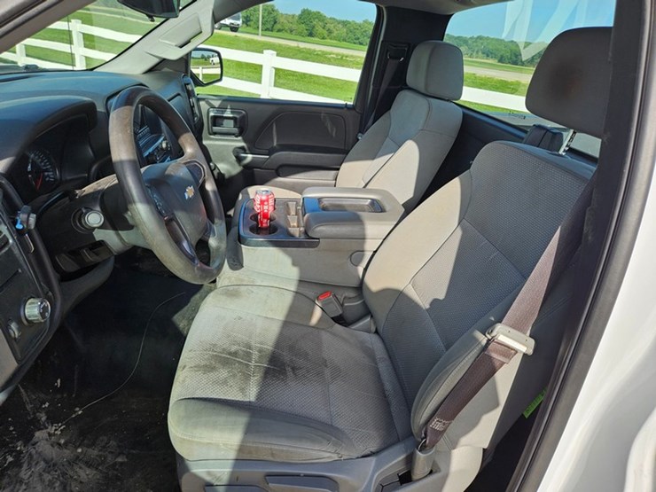 2017-chevrolet-1500-image-32