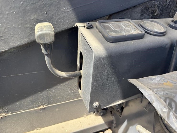 yanmar-yb35-image-26