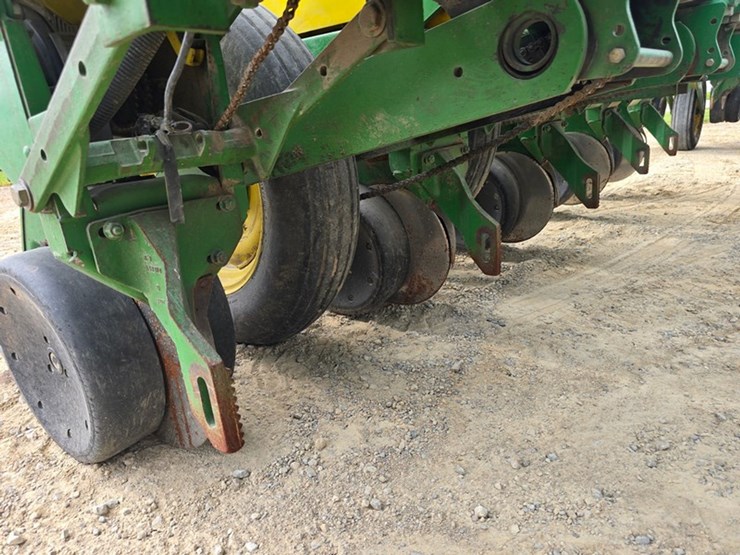 john-deere-1770-image-16