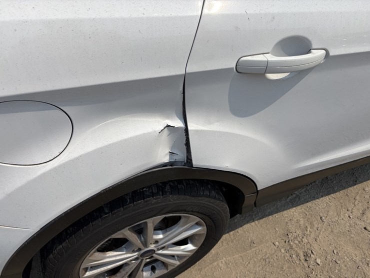 2018-ford-escape-se-image-9