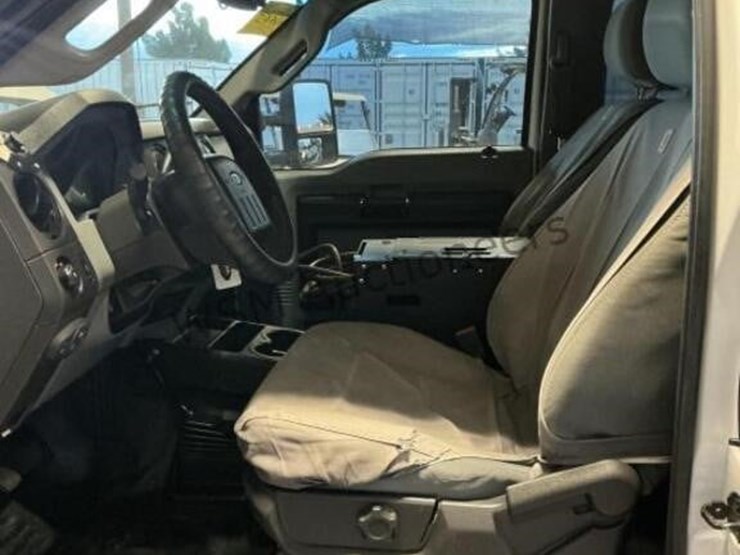 2015-ford-f350-image-25