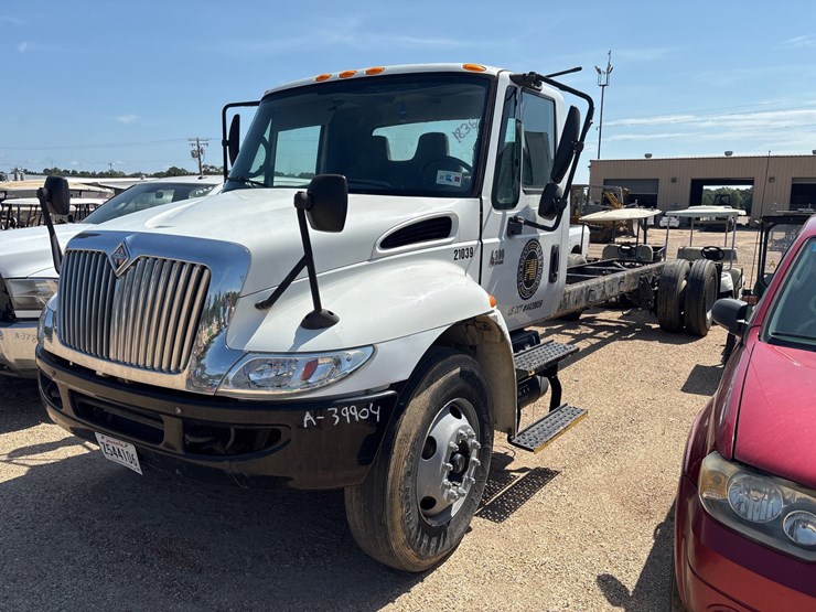 2006-international-durastar-4300-image-3