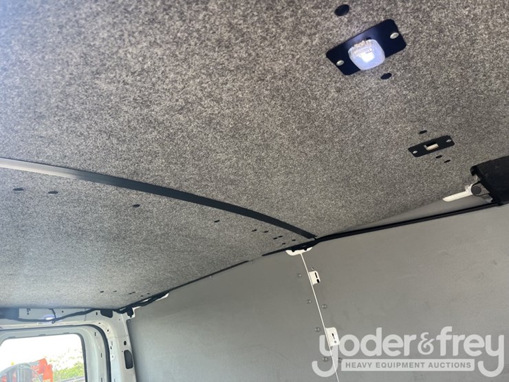 2015-ford-transit-image-14