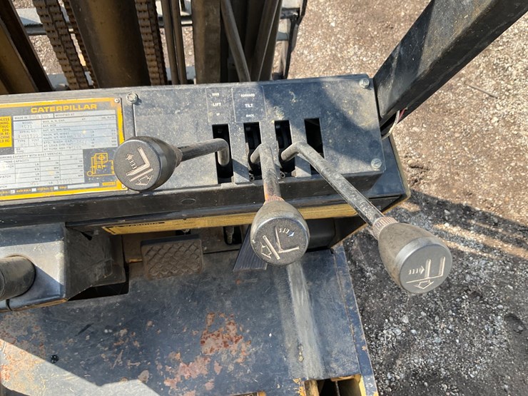 caterpillar-mc30-image-40