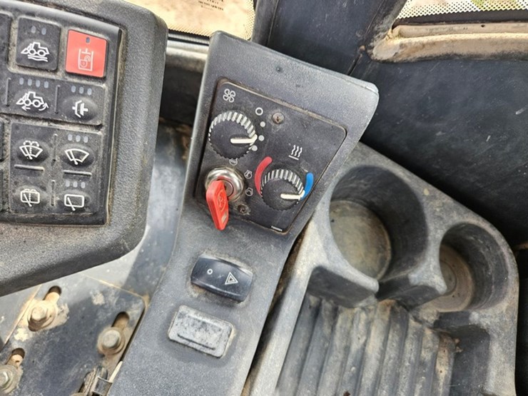 deere-624j-image-36