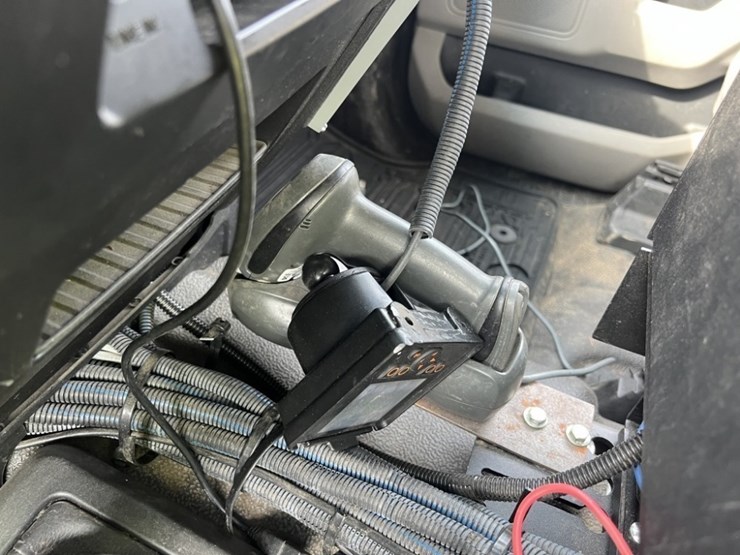 2017-ford-f550-image-34