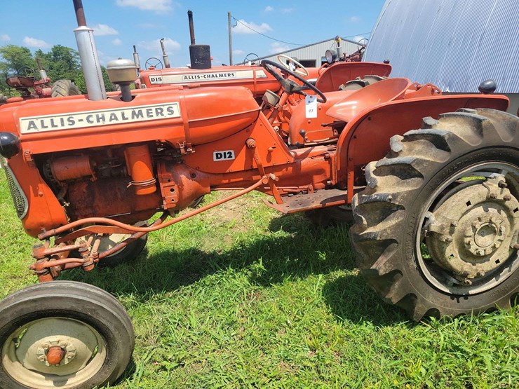 1961-allis-chalmers-d12-image-2