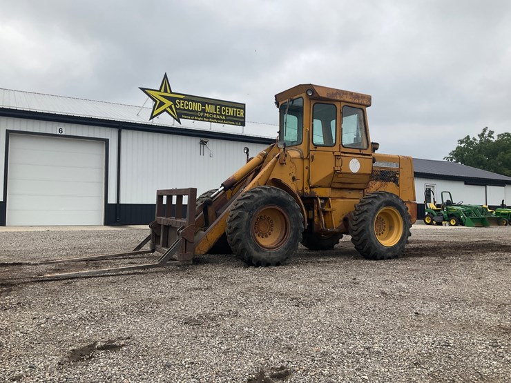 john-deere-444-image-1