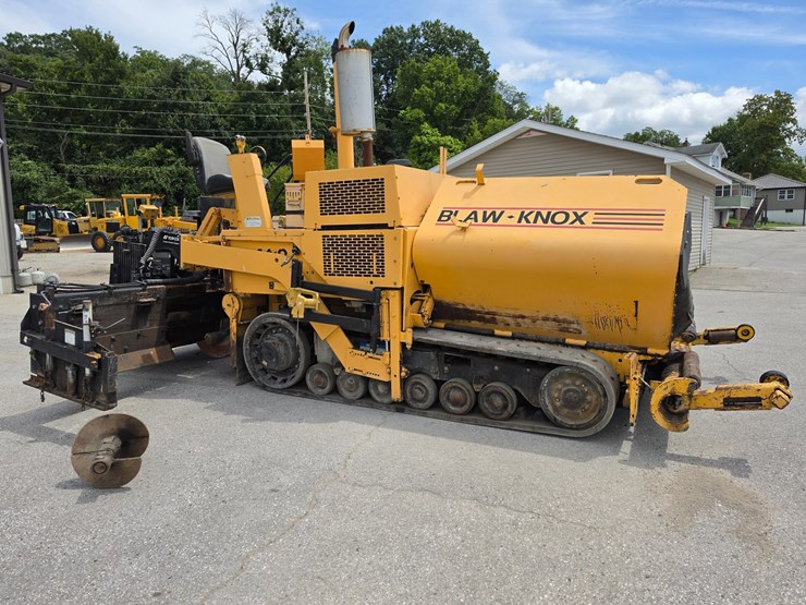 2004-blaw-knox-pf4410-image-11