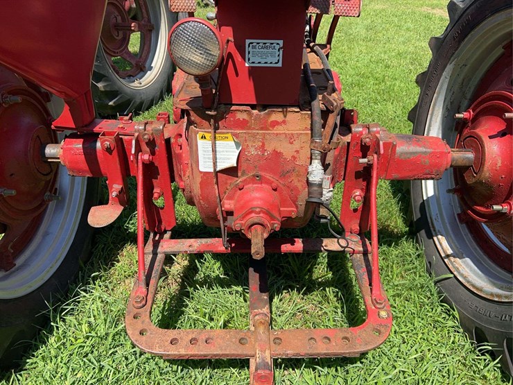 1953-farmall-super-m-image-12
