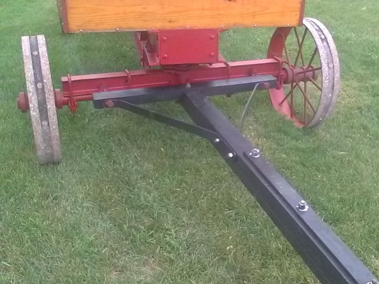 #6030-•-1923-economy-5-hp-gas-engine-on-steel-wheel-trucks-w/-buzz-saw-rig-image-7