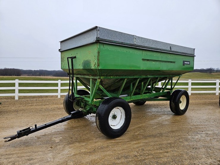 #109-•-parker-gravity-wagon-&-gear-image-1