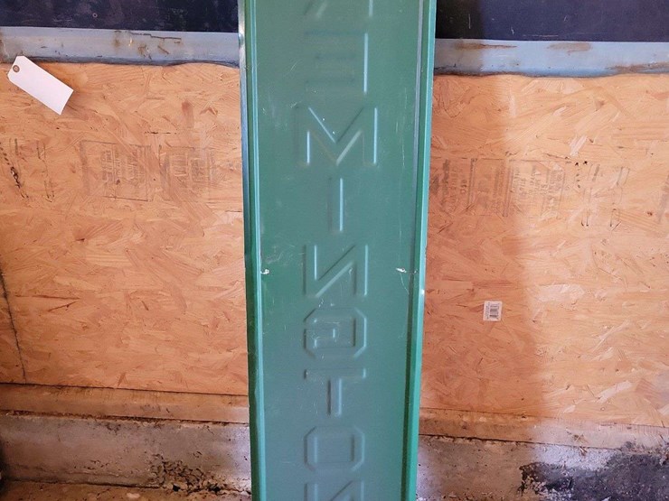 remington-tires-sign-image-4