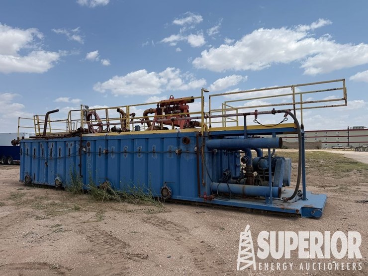 2011-fabtech-10'w-x-6'6"h-x-33'l-400-bbl-mud-suction-tank-image-4