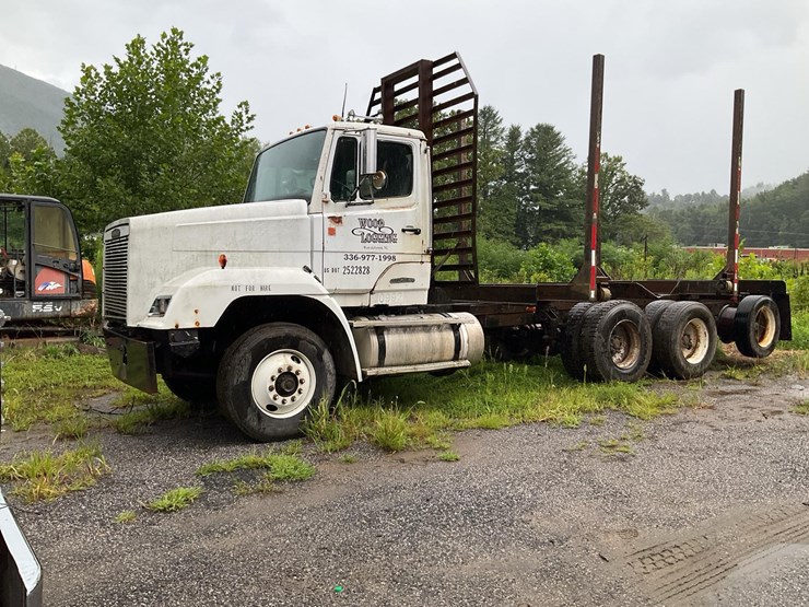 #141-•-1988-freightliner-log-truck-image-1