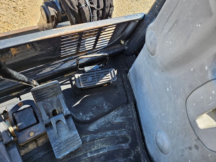 deere-35g-image-30