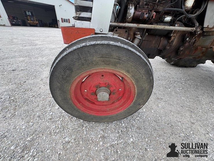 massey-ferguson-175-image-14