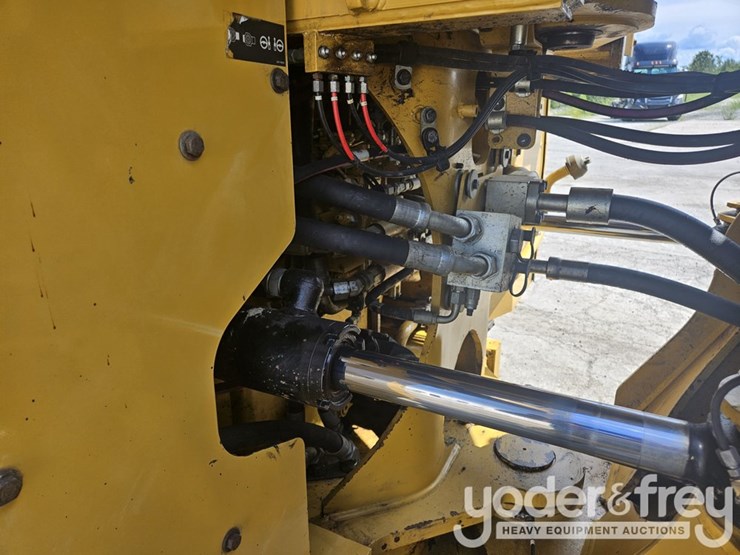 2016-caterpillar-966m-xe-image-17