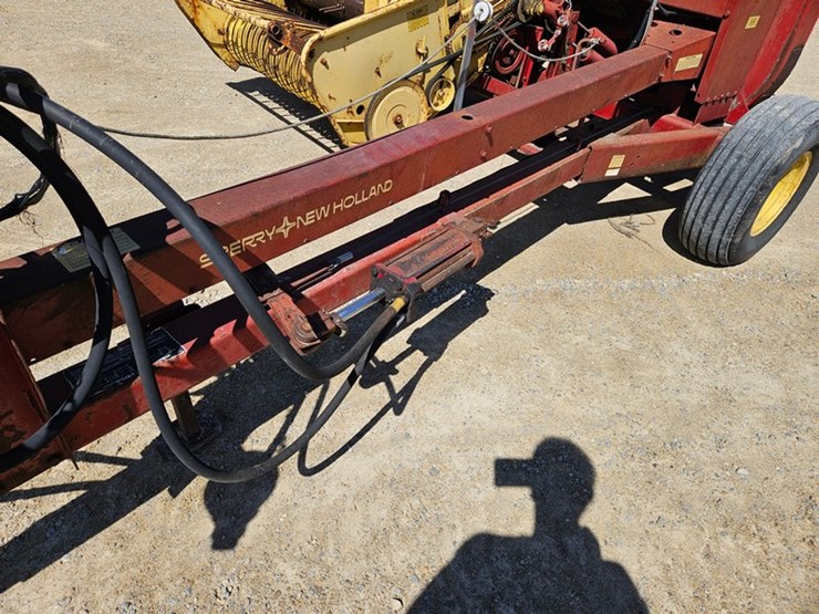 new-holland-770-image-11