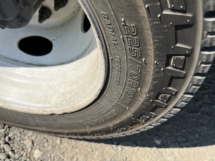 2017-ford-f550-image-13