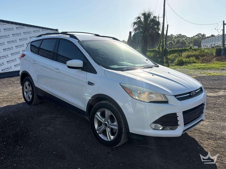 2016-ford-escape-image-2