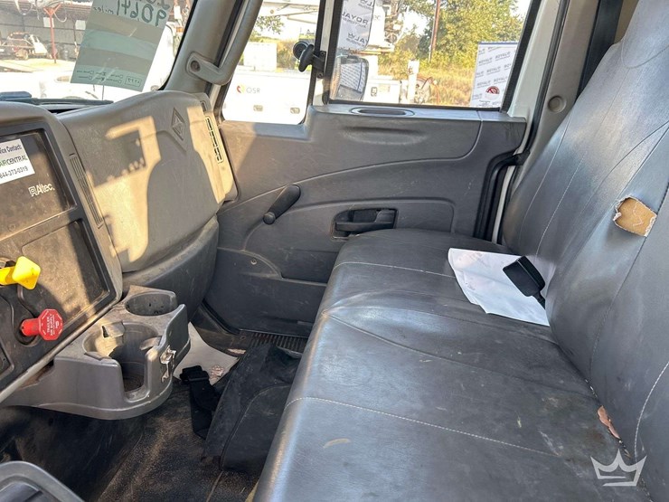 2019-international-workstar-7400-image-18