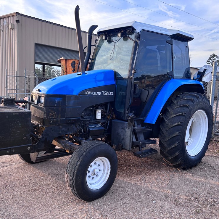 NEW HOLLAND TS100