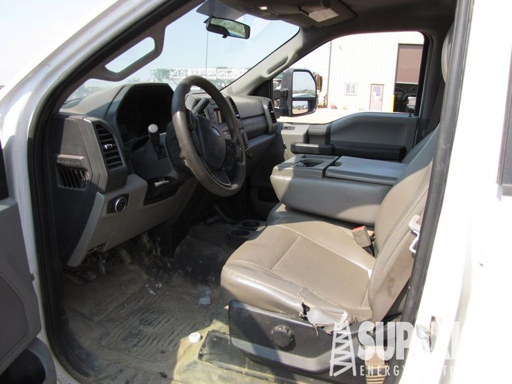 2019-ford-f550-image-5