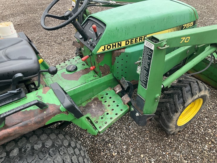 john-deere-755-image-14
