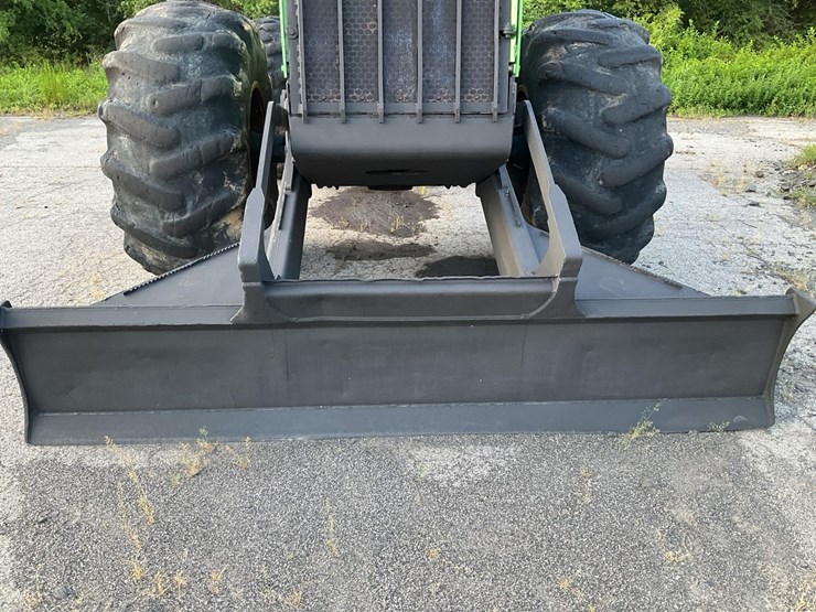 2006-deere-648g-iii-image-69