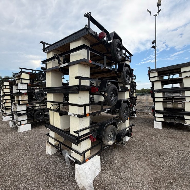 Qty of (6) 2027 Carry-On Trailers Z5X8GW2K