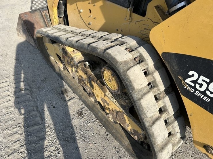 caterpillar-259b-image-12