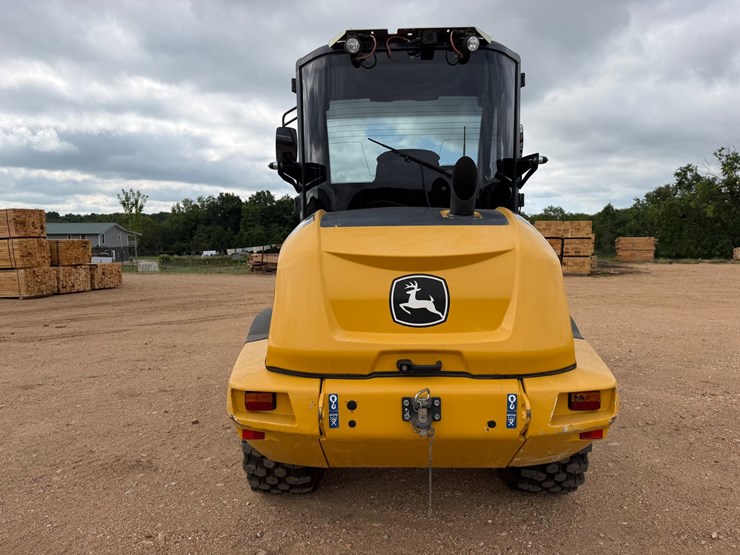 2023-john-deere-g-image-4