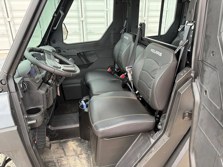 2025-polaris-ranger-crew-image-8
