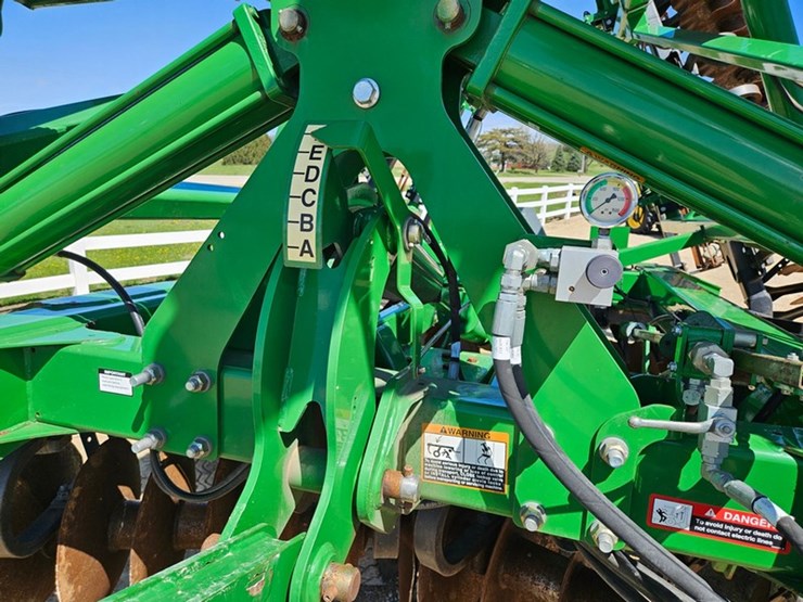 john-deere-2623vt-image-72