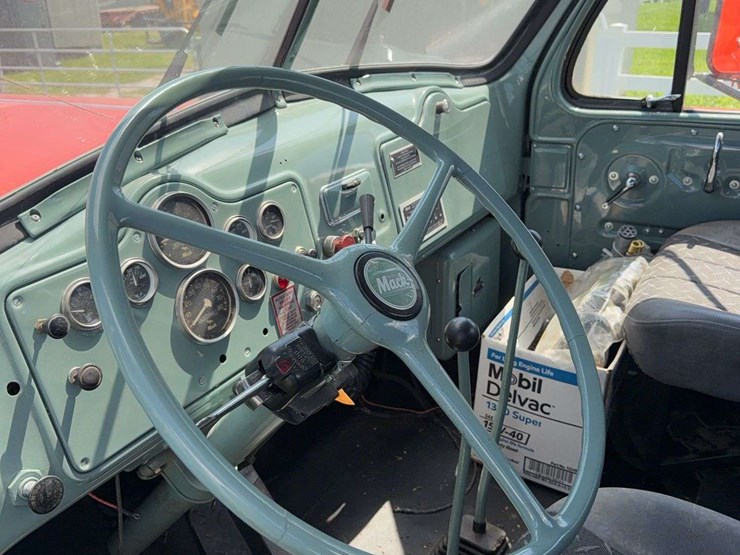 mack-b61-image-36