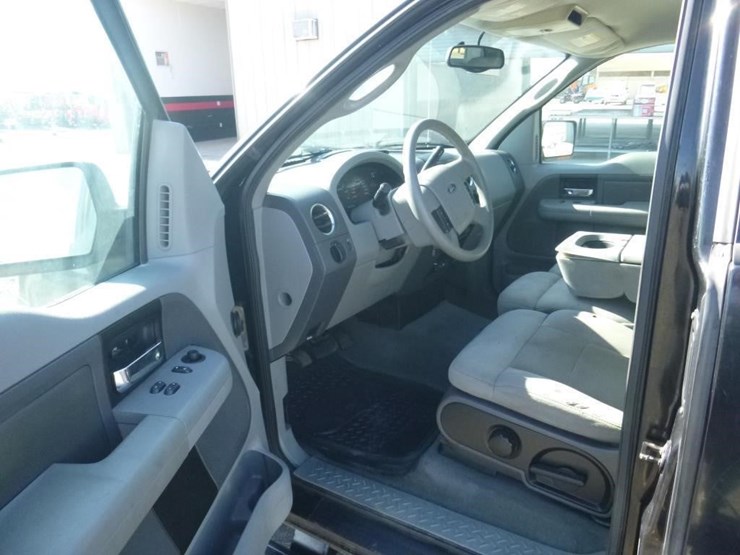 2004-ford-f150-image-5