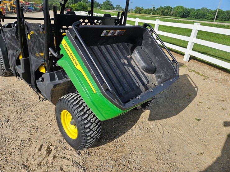 john-deere-gator-image-14