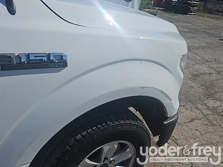 2016-ford-f150-image-29