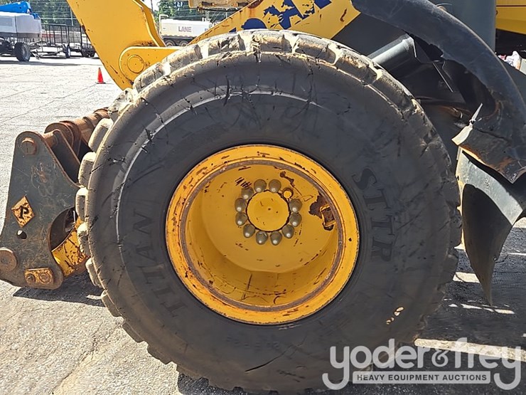2017-komatsu-wa270-8-image-15