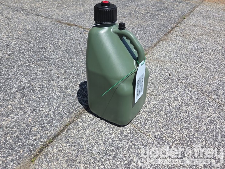 unused-5-gal-liquid-utility-jug--green-image-1