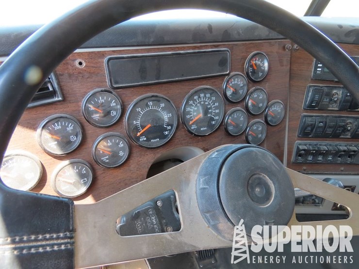 2012-western-star-4900-image-8