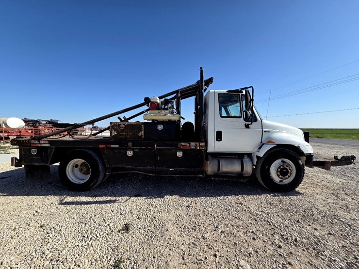 2015-international-durastar-4300-image-4