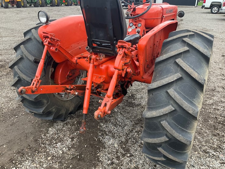1957-allis-chalmers-d14-image-18