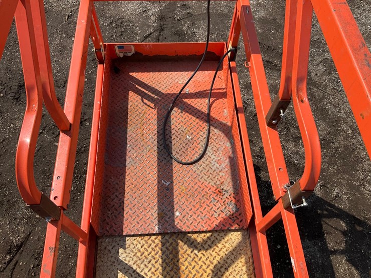 jlg-1932e2-image-41