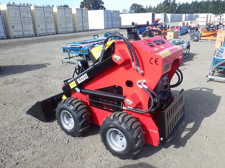 2026-sdlool-323tz-skid-steer-loader-image-2